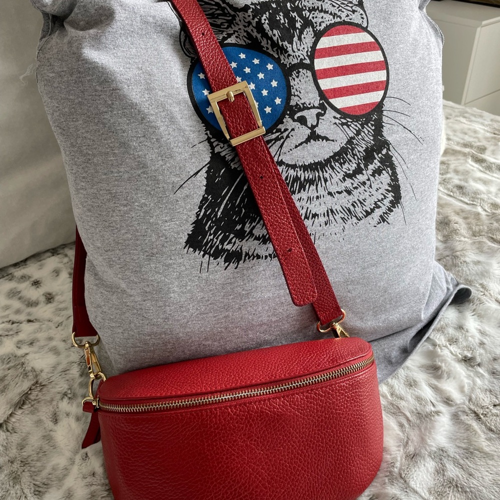 Stylish Red Leather Crossbody Bag